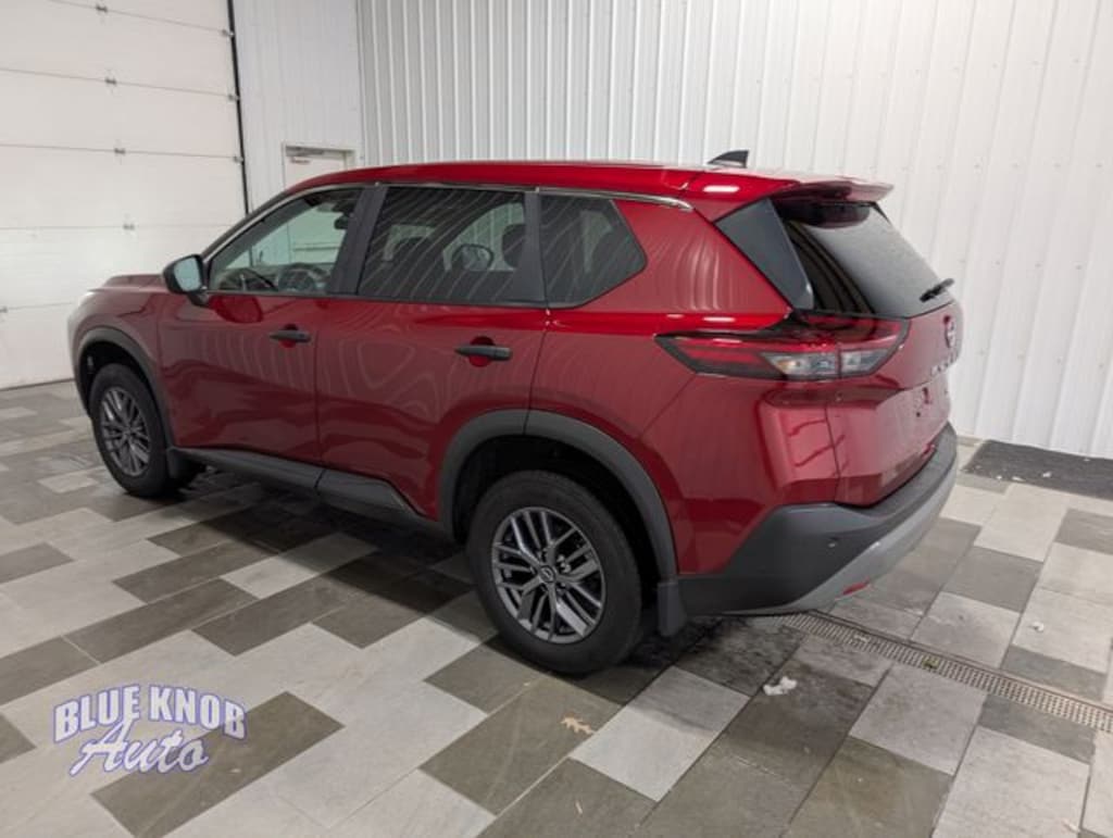 Used 2023 Nissan Rogue S SUV
