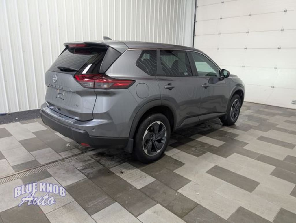 Used 2025 Nissan Rogue SV SUV