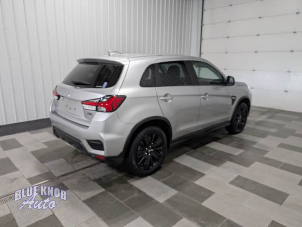 Used 2025 Mitsubishi Outlander Sport 2.0 LE SUV