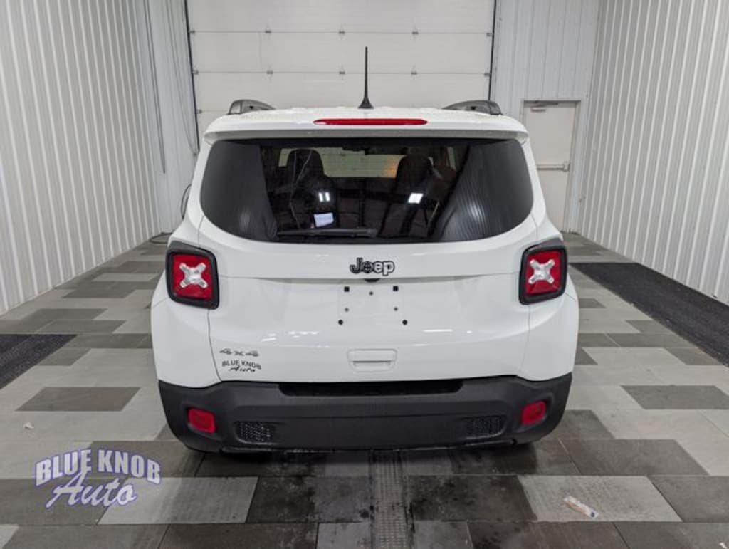 Used 2023 Jeep Renegade Latitude SUV