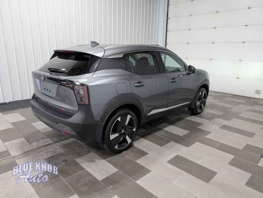 Used 2025 Nissan Kicks SR SUV