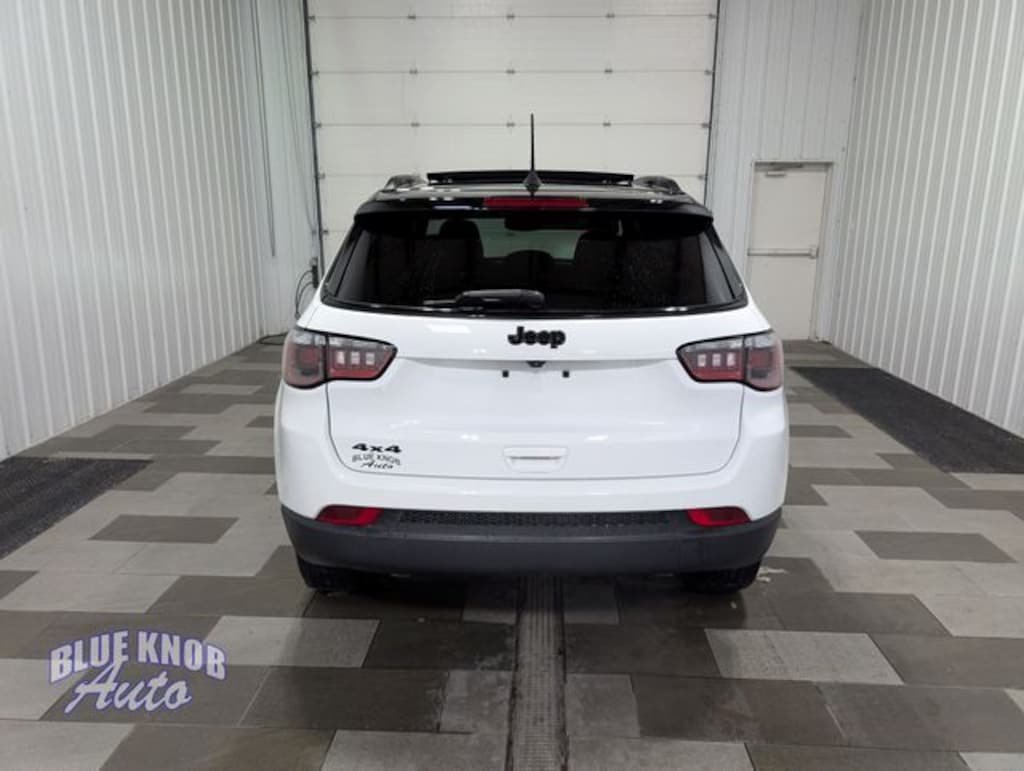 Used 2023 Jeep Compass Latitude SUV