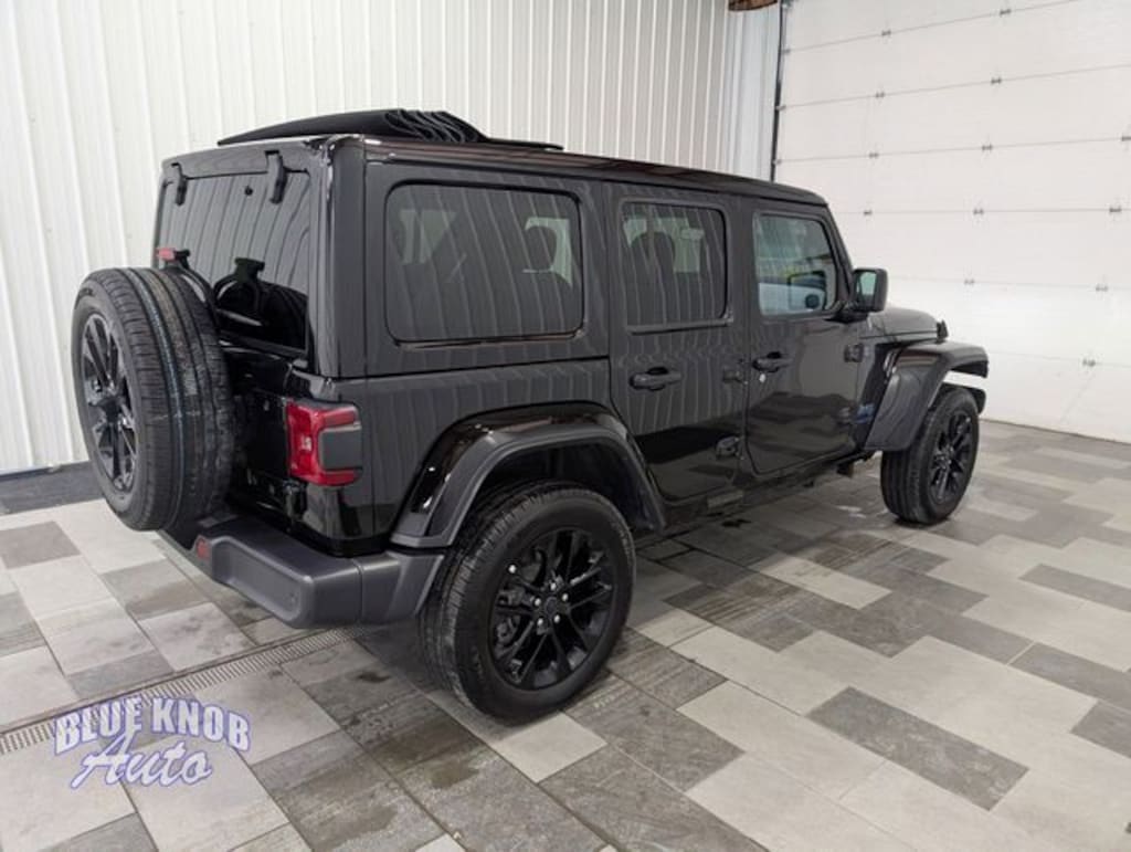 Used 2025 Jeep Wrangler Sahara 4xe SUV