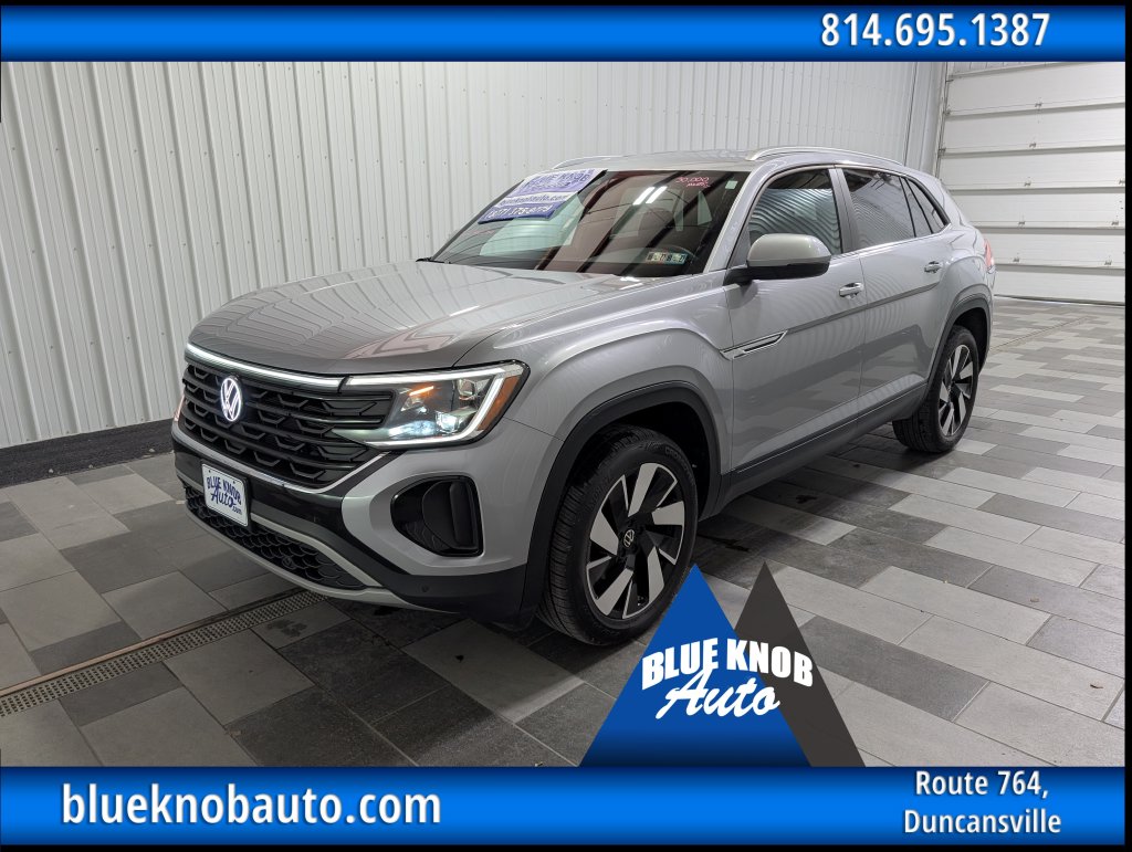 2025 Volkswagen Atlas Cross Sport SE w/Tech