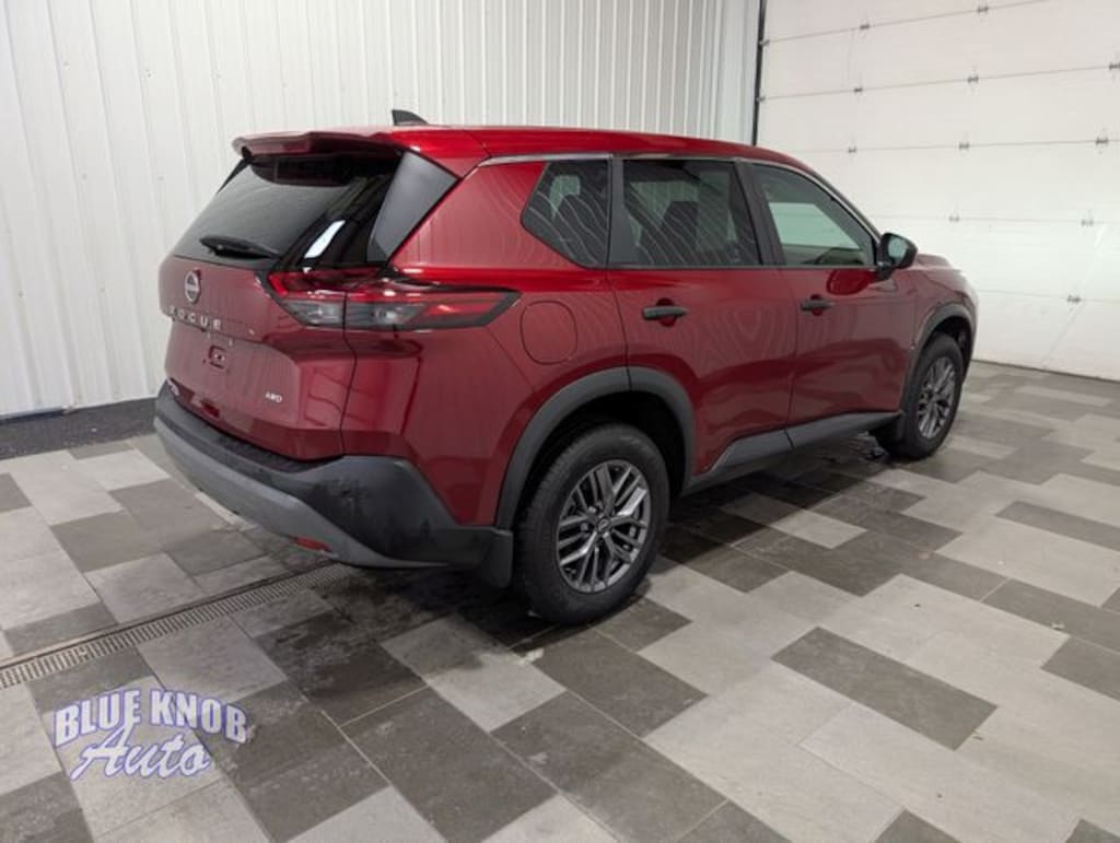 Used 2023 Nissan Rogue S SUV