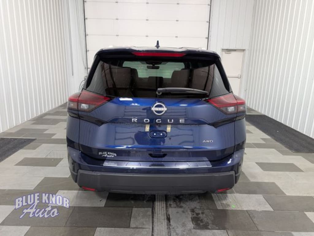 Used 2025 Nissan Rogue SV SUV