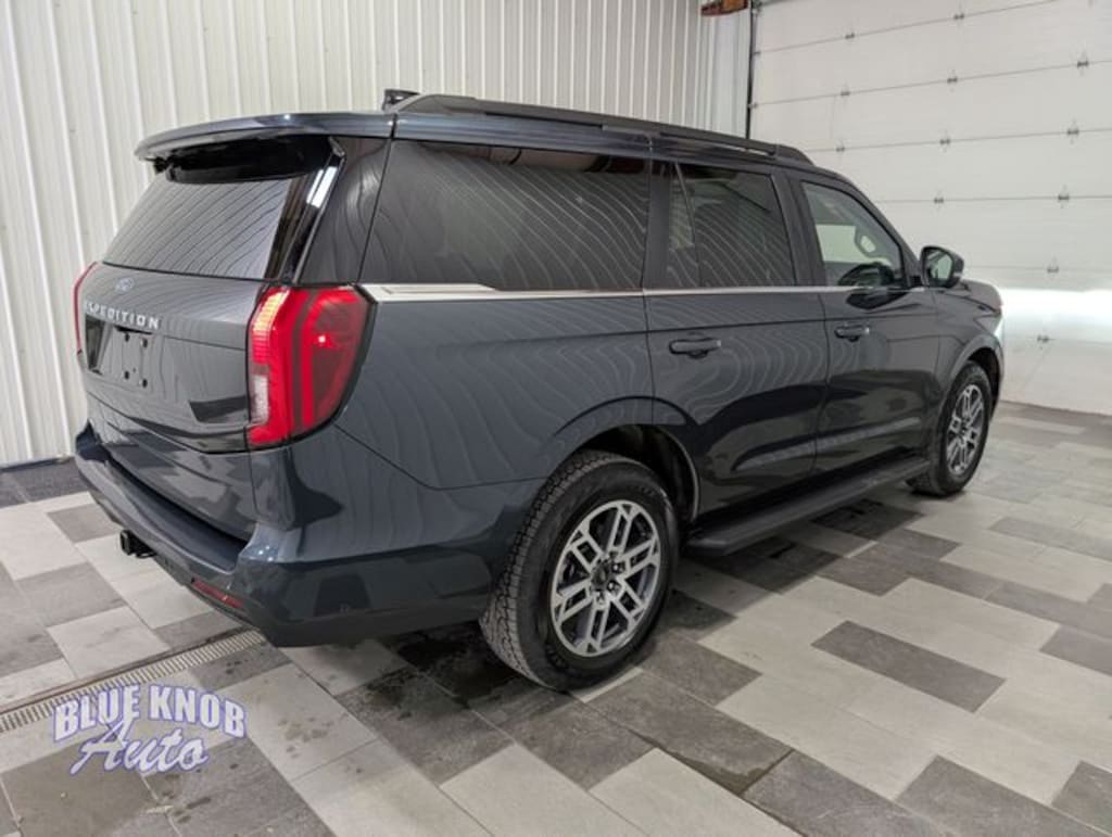 Used 2025 Ford Expedition Active SUV