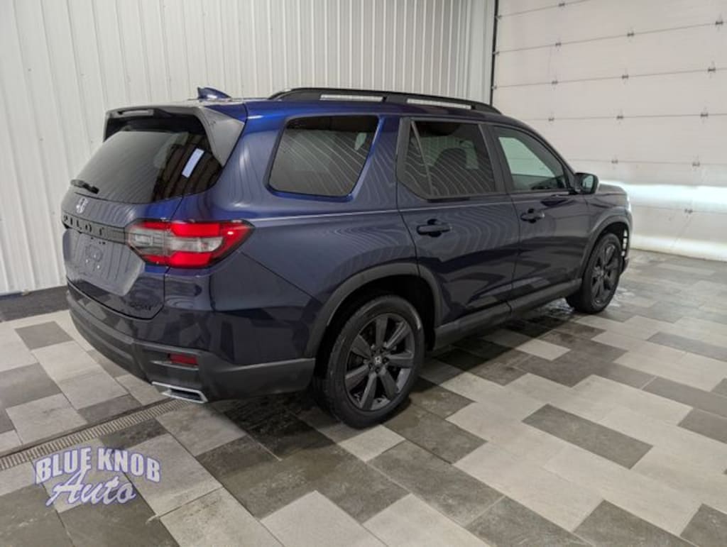 Used 2025 Honda Pilot Sport SUV