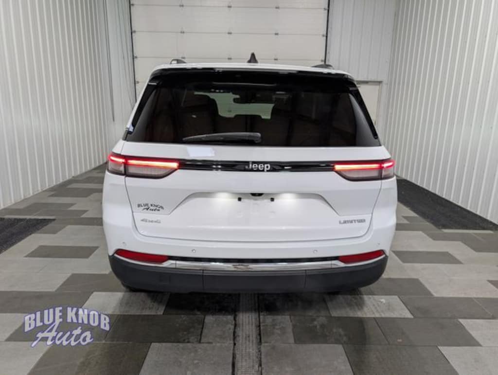 Used 2023 Jeep Grand Cherokee Limited SUV