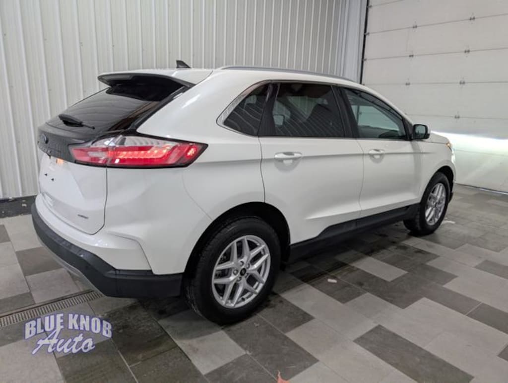 Used 2024 Ford Edge SEL SUV