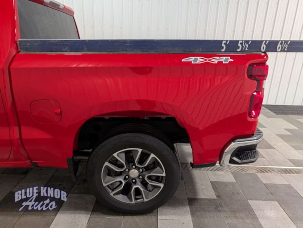 Used 2024 Chevrolet Silverado 1500 LT Truck