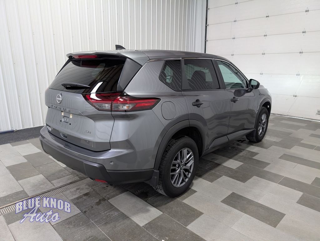 Used 2024 Nissan Rogue S SUV