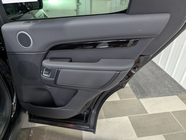 2025 Land Rover Discovery S - Photo 27