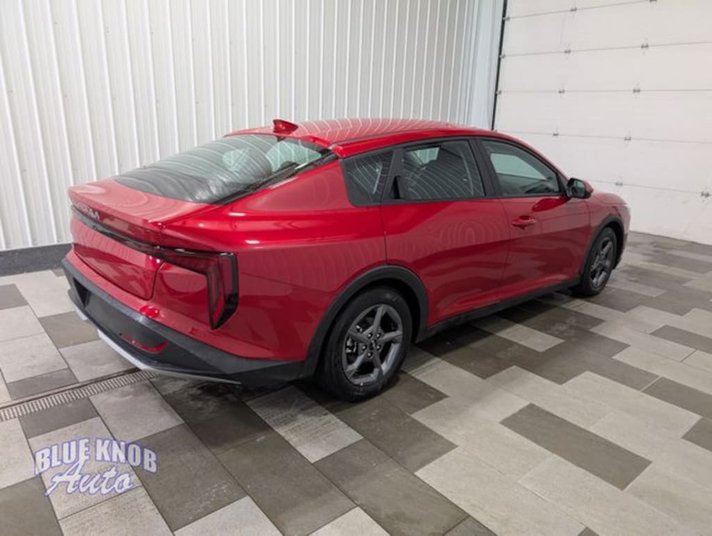 Used 2025 Kia K4 LXS Sedan