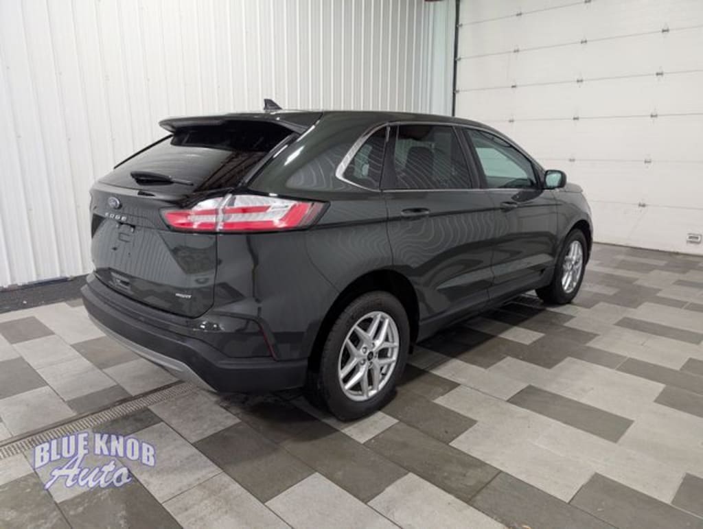 Used 2024 Ford Edge SEL SUV