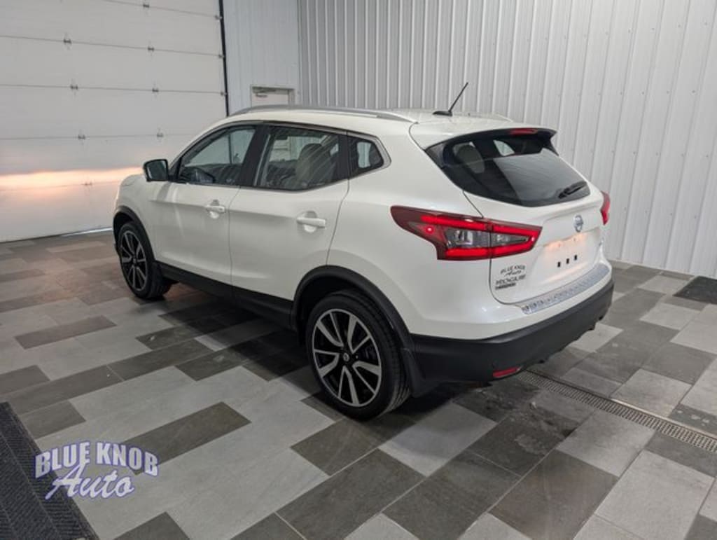 Used 2022 Nissan Rogue Sport SL SUV