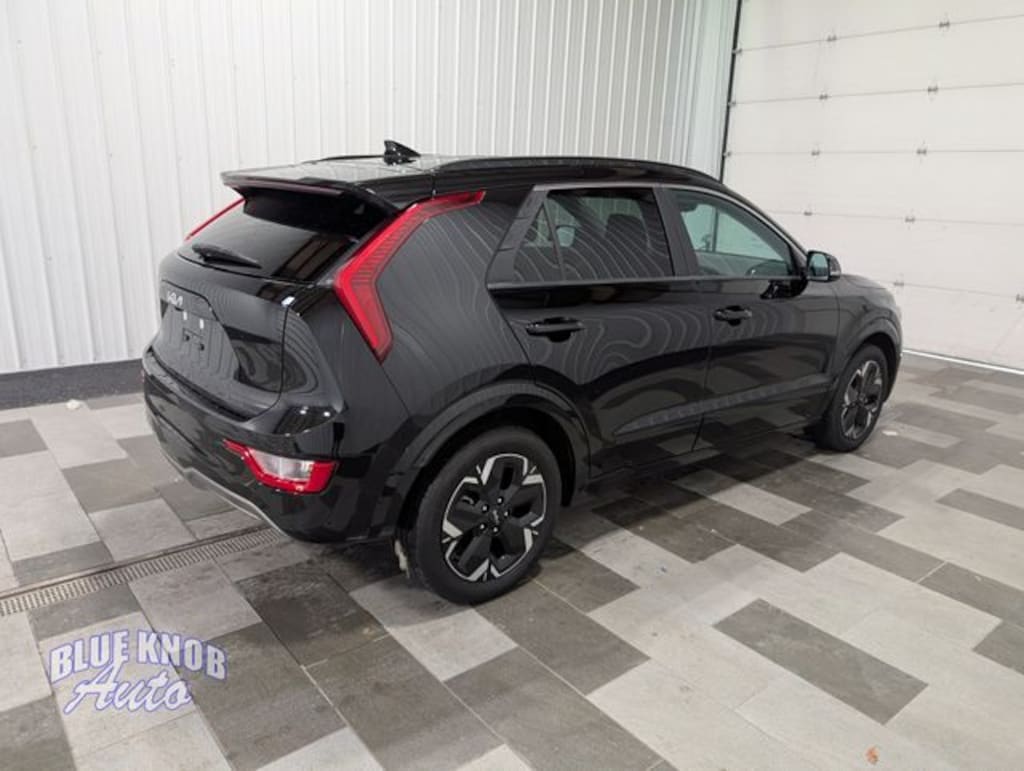 Used 2024 Kia Niro EV Wind SUV