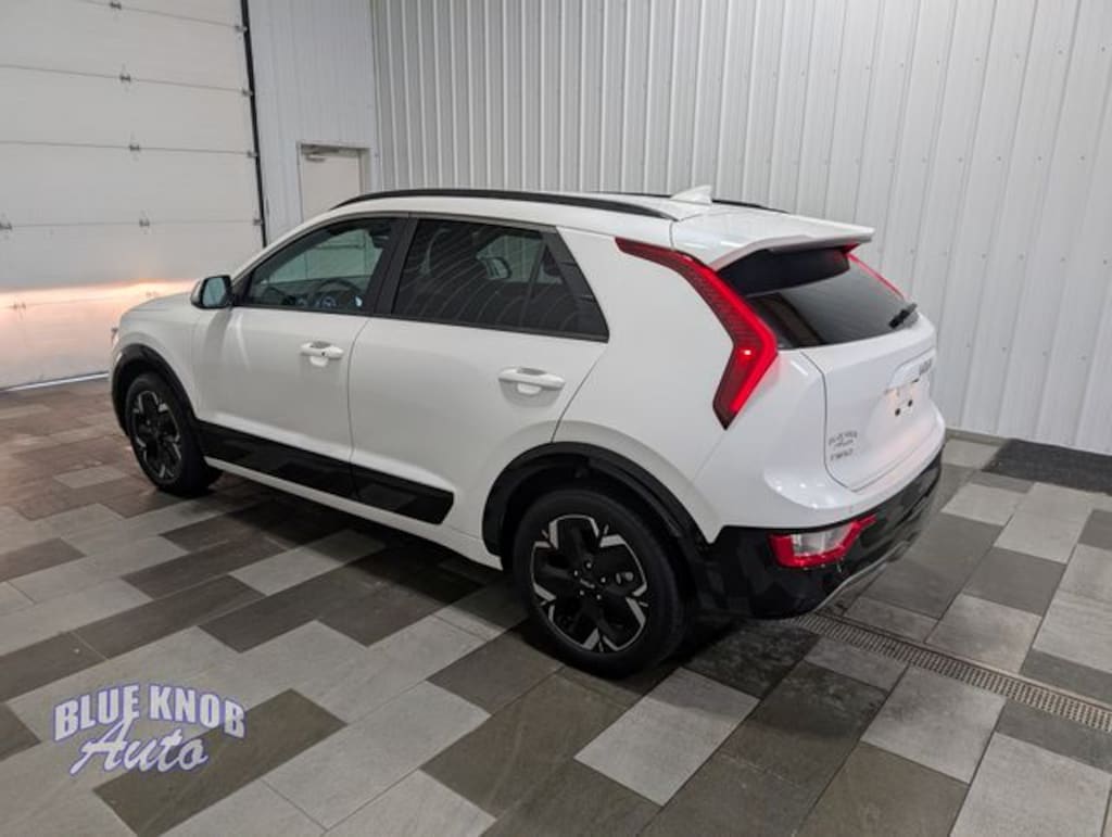 Used 2024 Kia Niro EV Wind SUV