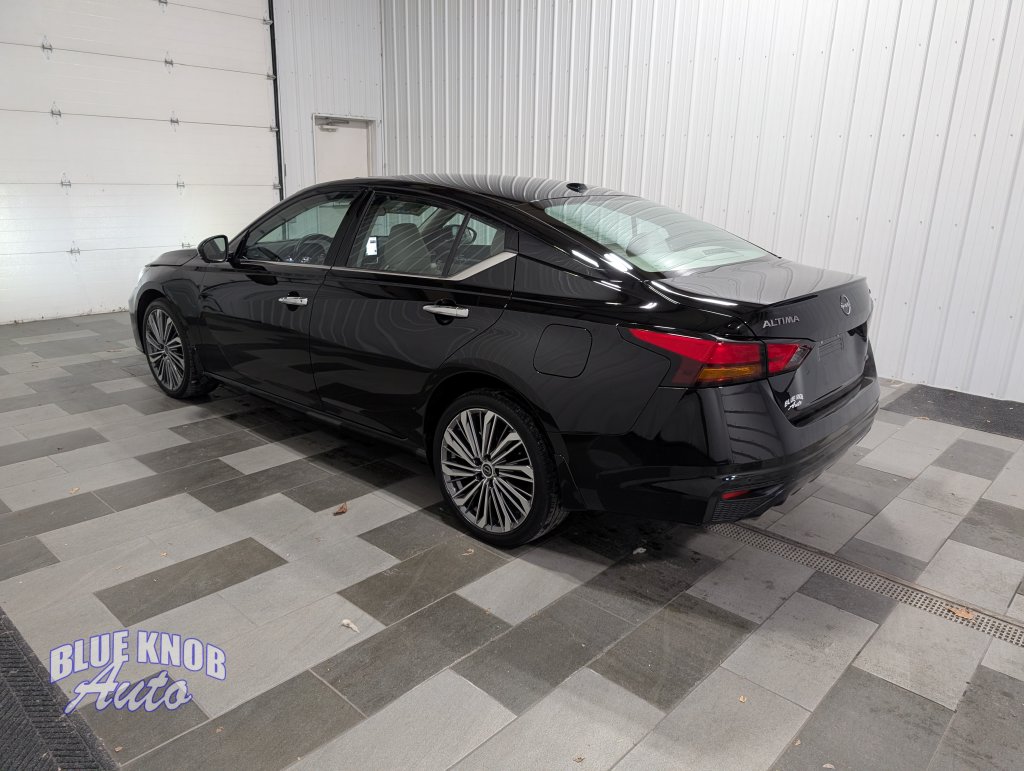 Used 2024 Nissan Altima 2.5 SL Sedan