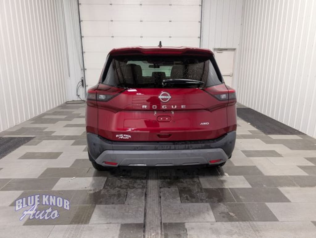 Used 2023 Nissan Rogue S SUV