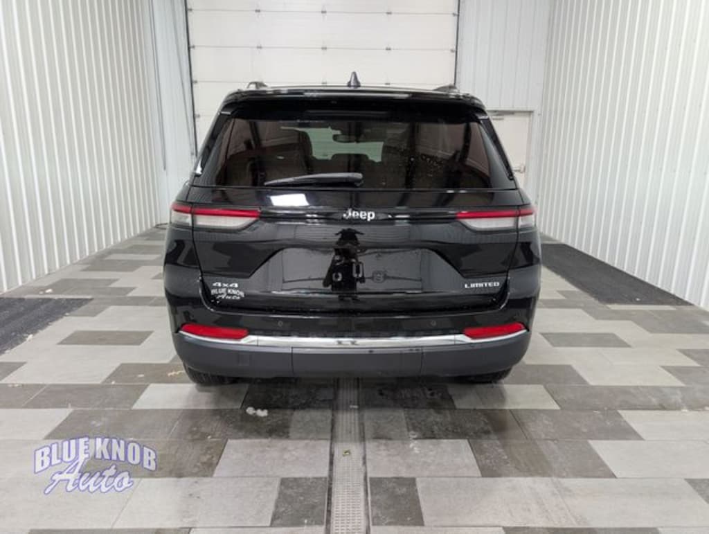 Used 2023 Jeep Grand Cherokee Limited SUV