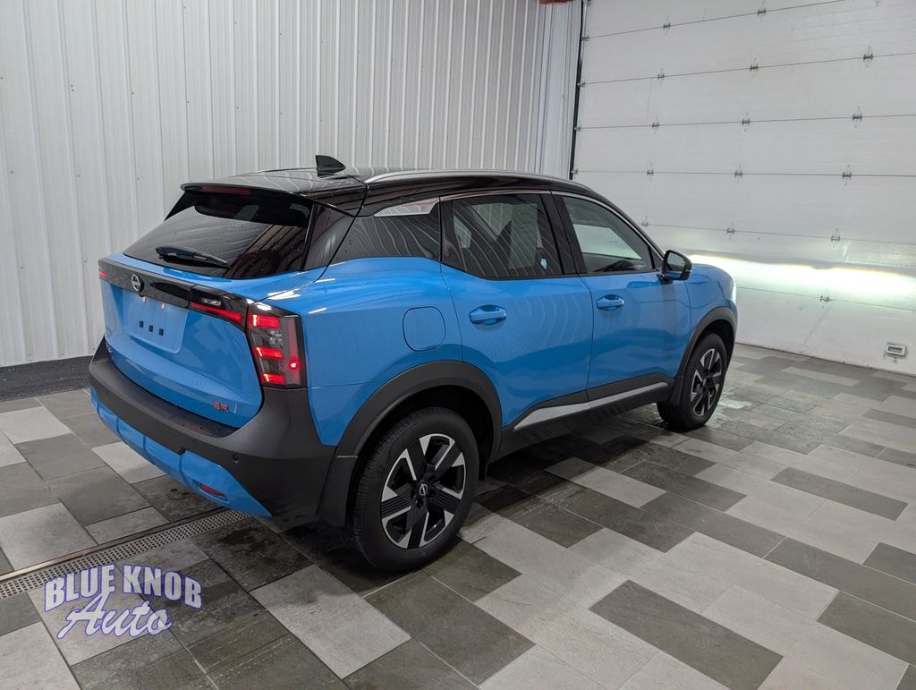 Used 2025 Nissan Kicks SR SUV