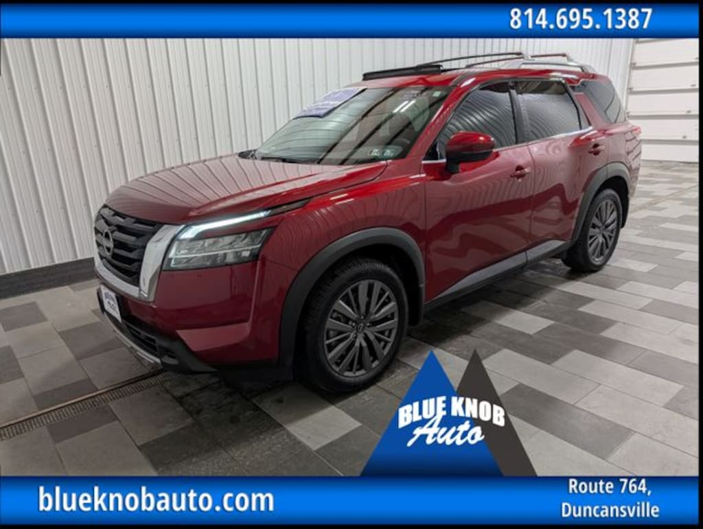 Used 2024 Nissan Pathfinder SL SUV
