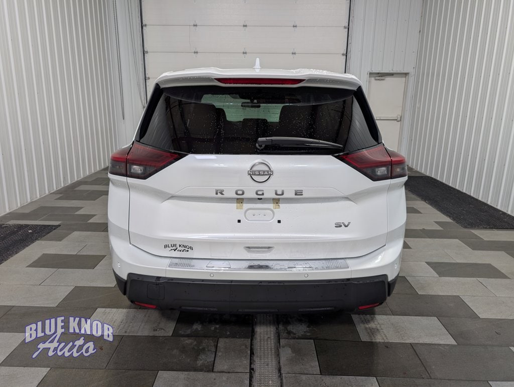Used 2024 Nissan Rogue SV SUV