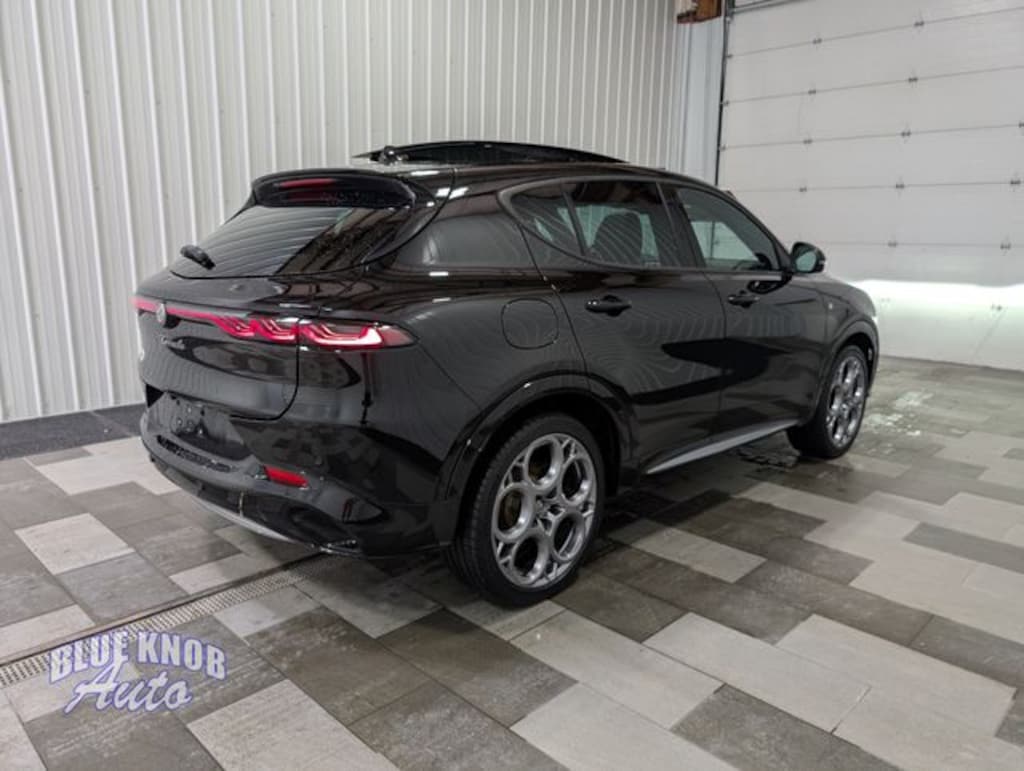 Used 2024 Alfa Romeo Tonale Ti SUV