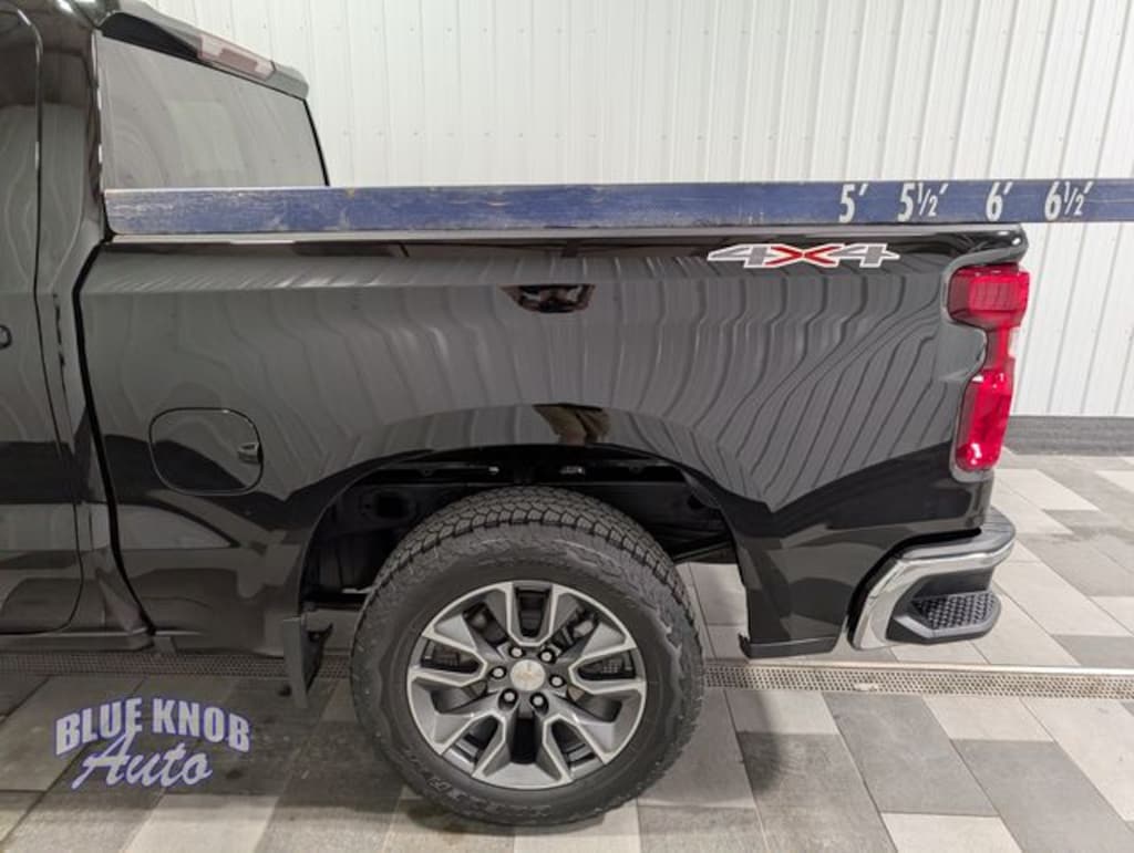 Used 2023 Chevrolet Silverado 1500 LT Truck