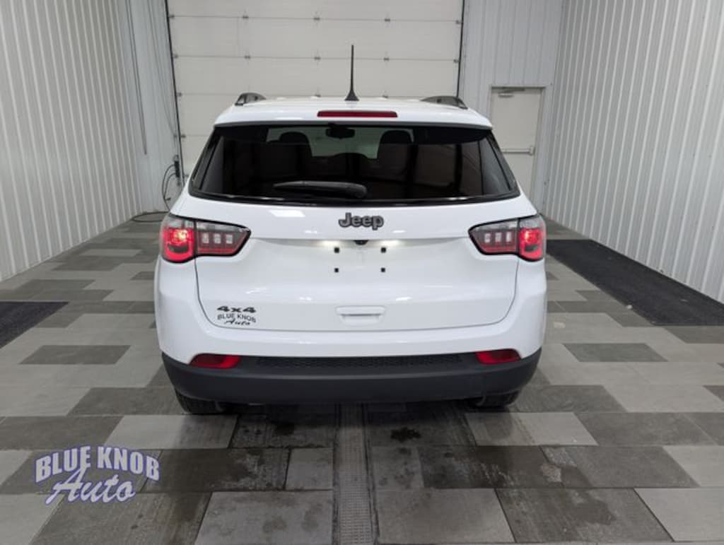 Used 2025 Jeep Compass Latitude SUV