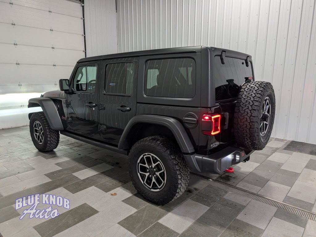 Used 2025 Jeep Wrangler Rubicon SUV