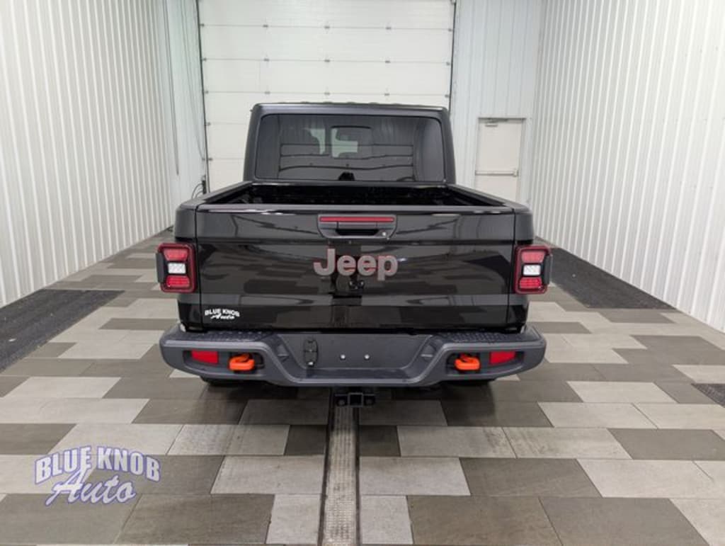 Used 2026 Jeep Gladiator Mojave Truck