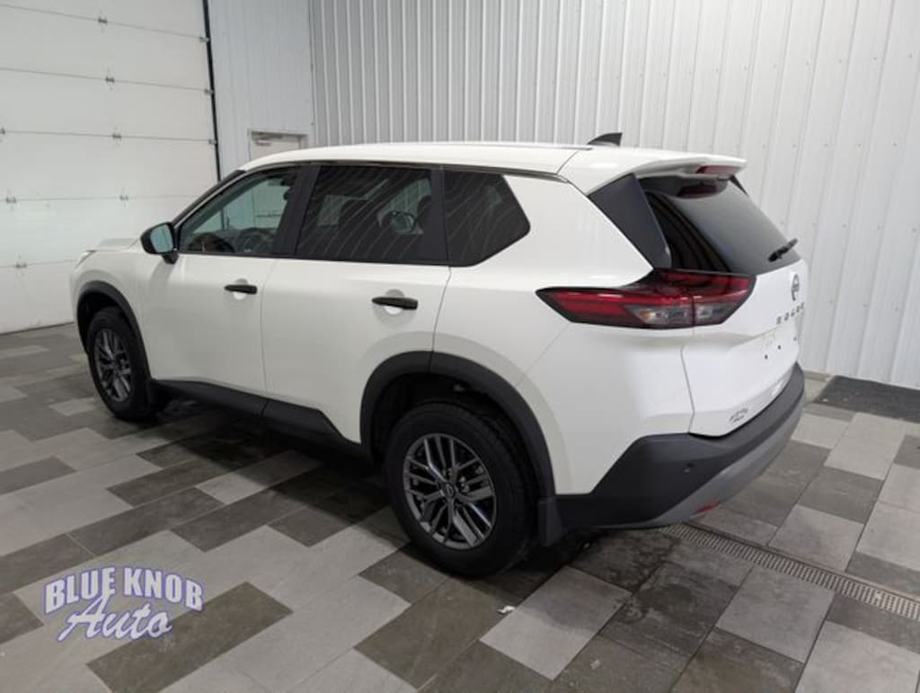 Used 2023 Nissan Rogue S SUV