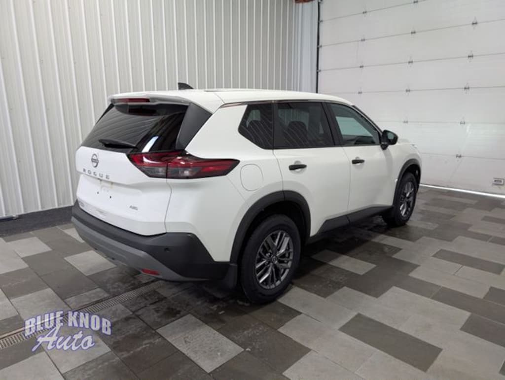 Used 2023 Nissan Rogue S SUV