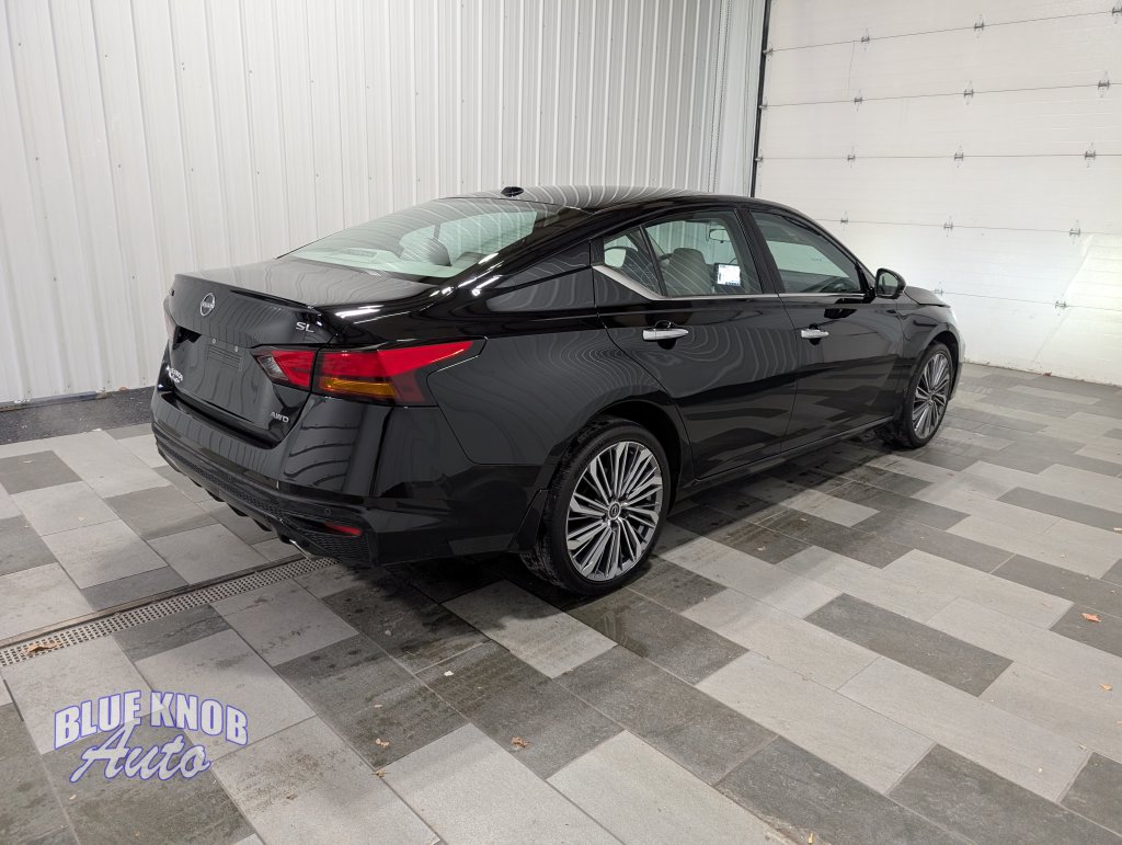 Used 2024 Nissan Altima 2.5 SL Sedan