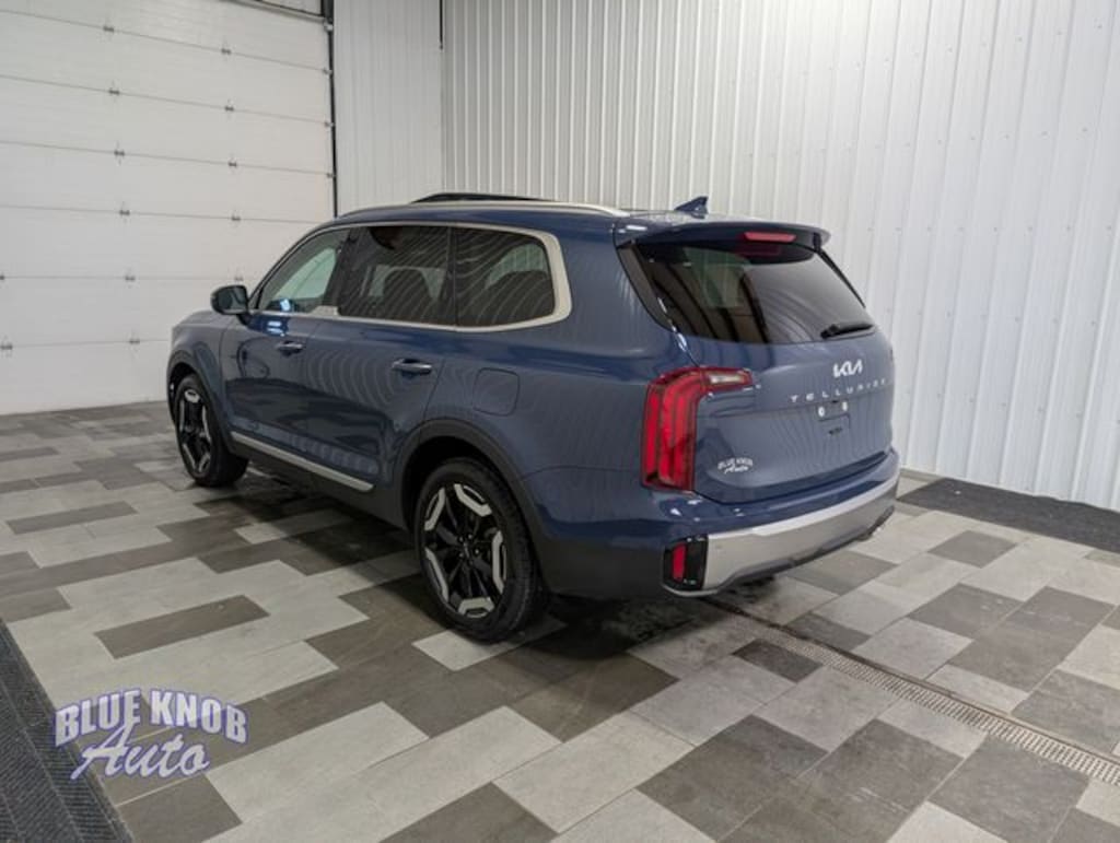 Used 2025 Kia Telluride S SUV