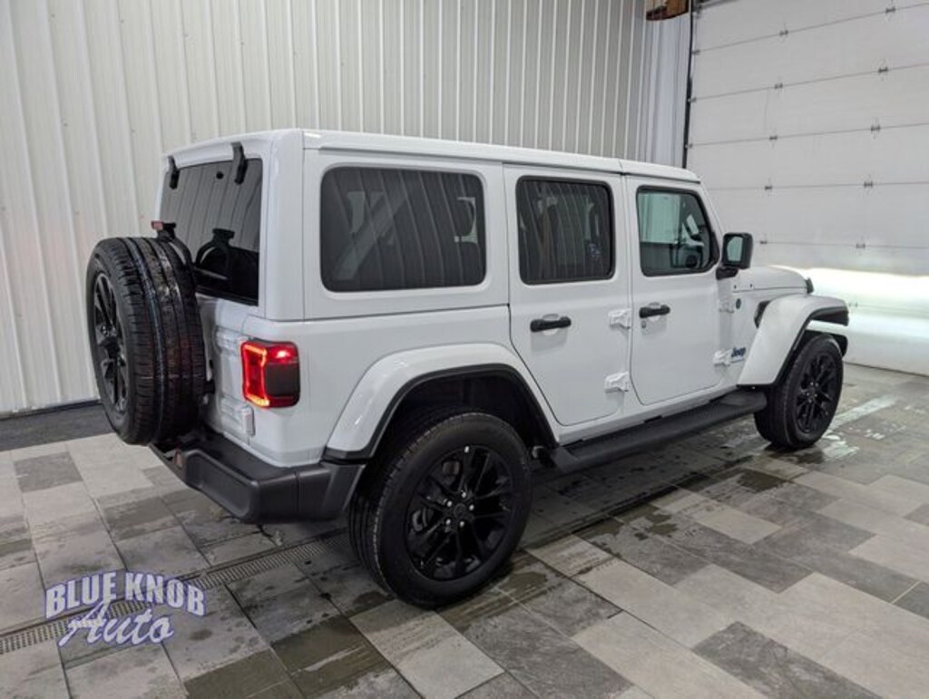 Used 2025 Jeep Wrangler Sahara 4xe SUV
