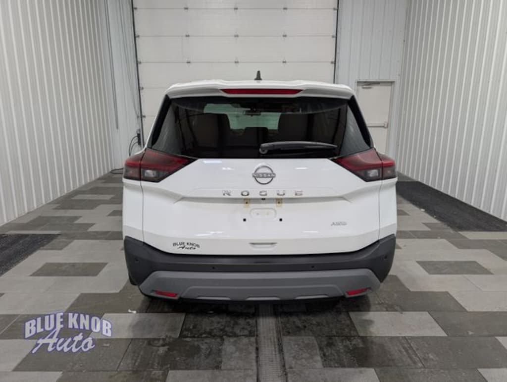 Used 2023 Nissan Rogue S SUV