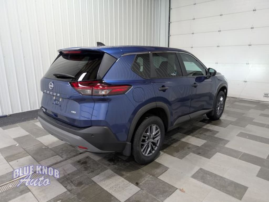 Used 2023 Nissan Rogue S SUV