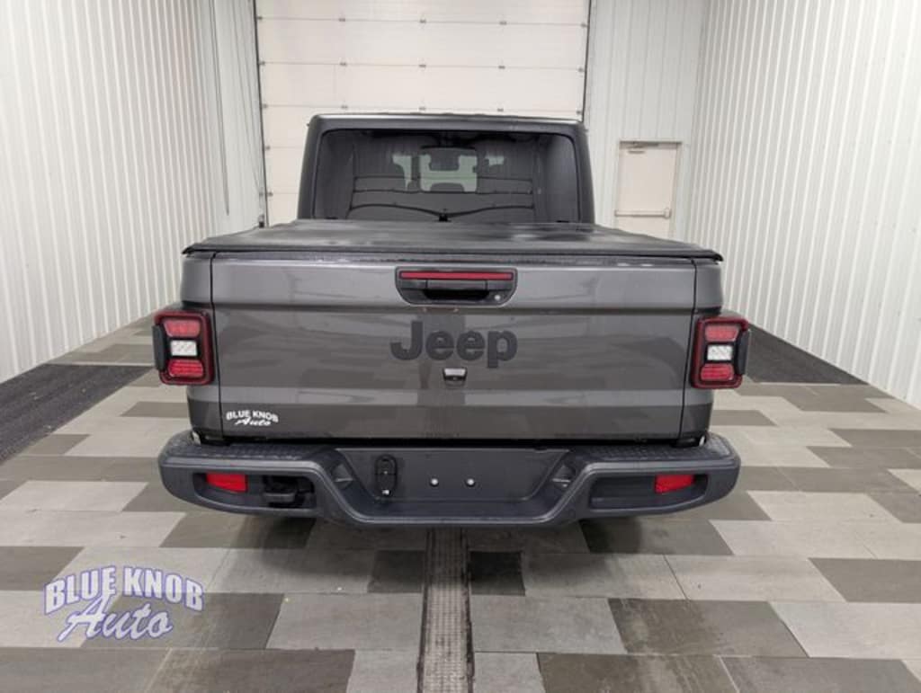 Used 2024 Jeep Gladiator Sport S Truck