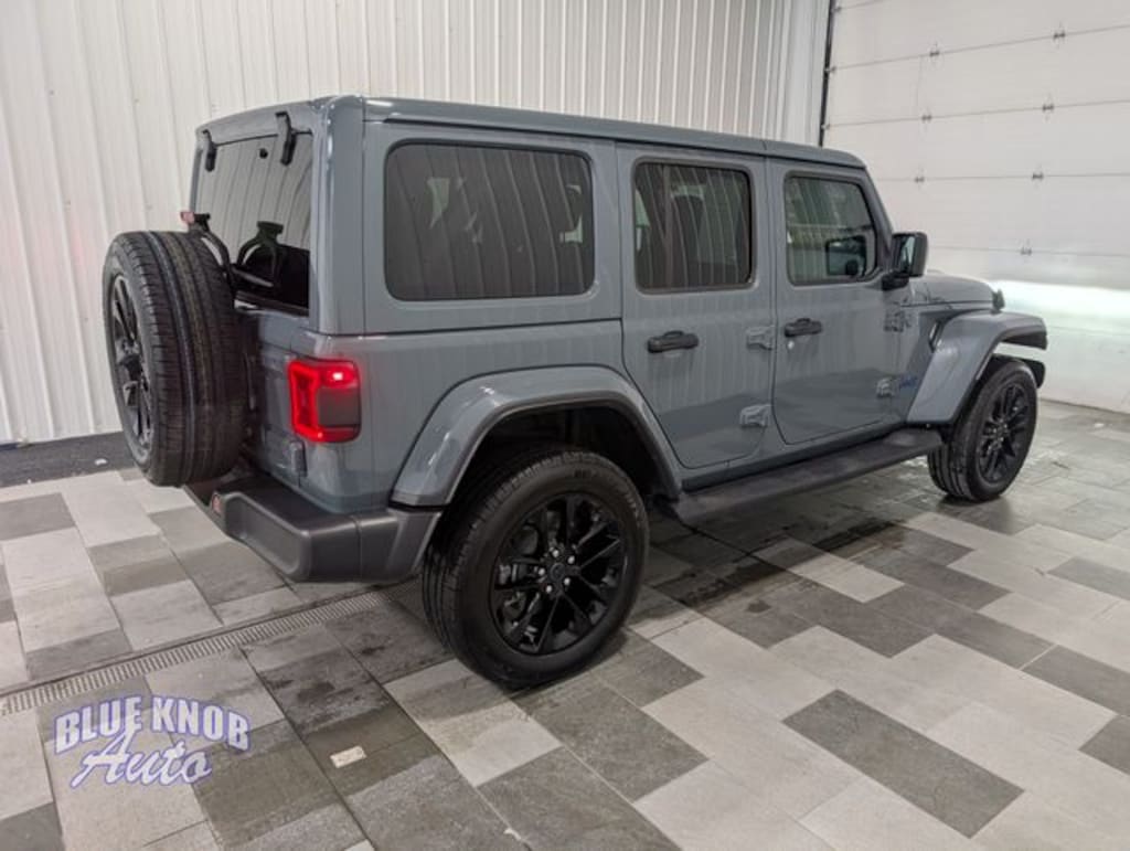 Used 2025 Jeep Wrangler Sahara 4xe SUV