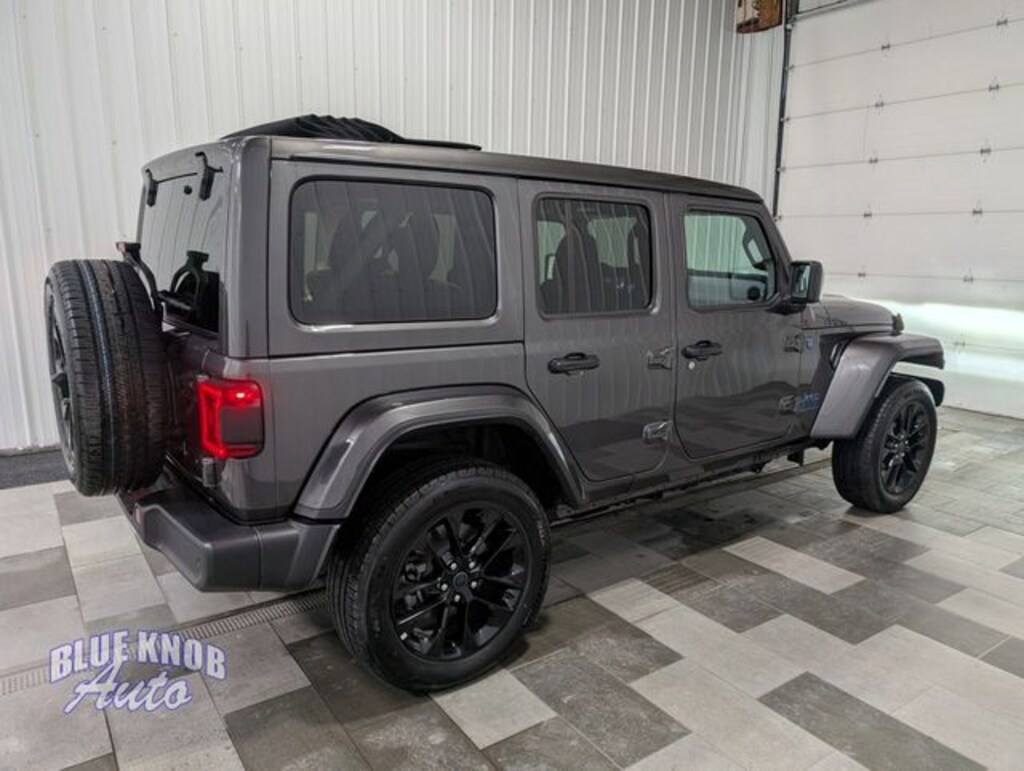 Used 2025 Jeep Wrangler Sahara 4xe SUV