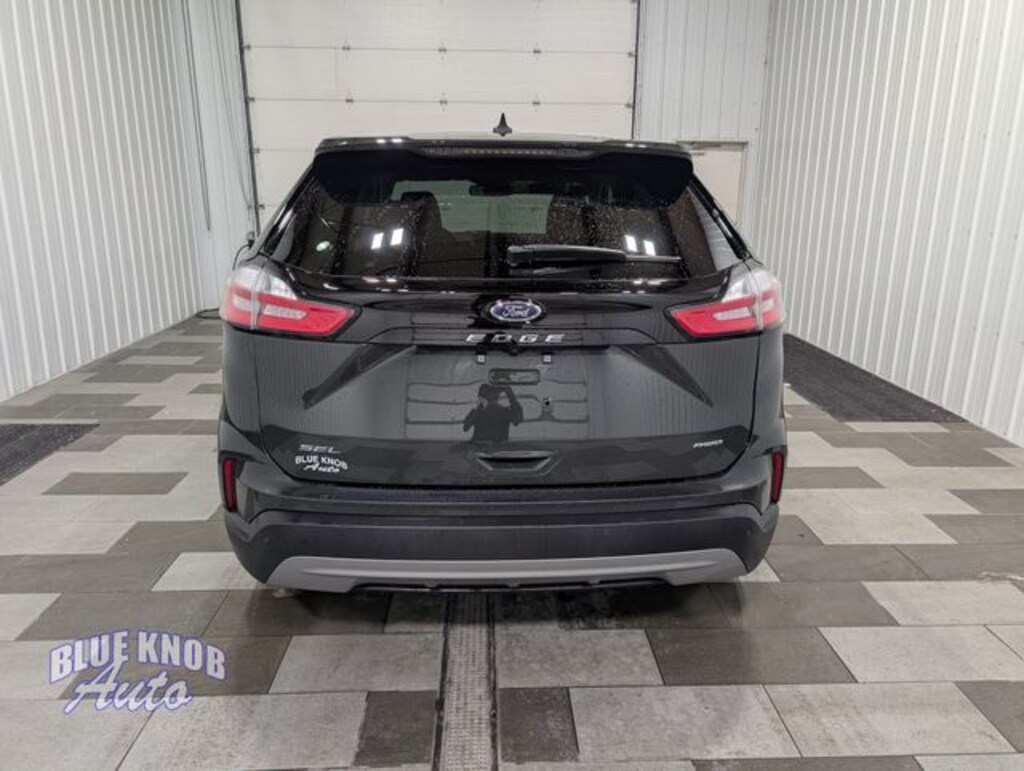 Used 2024 Ford Edge SEL SUV