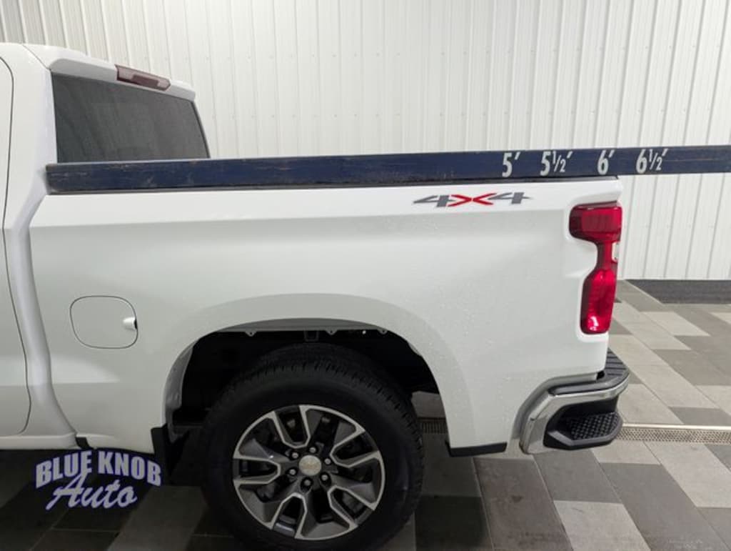 Used 2024 Chevrolet Silverado 1500 LT Truck