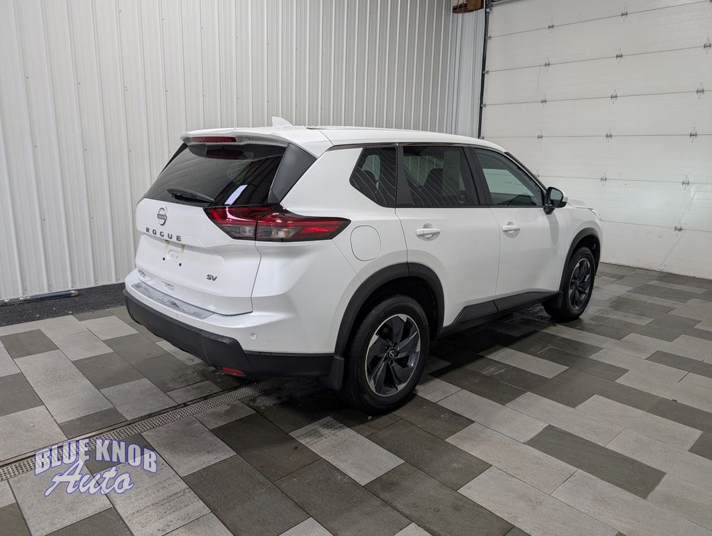 Used 2024 Nissan Rogue SV SUV