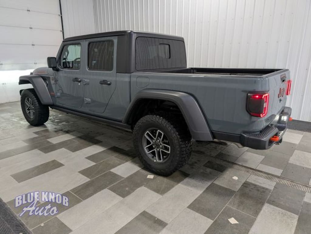 Used 2026 Jeep Gladiator Mojave Truck
