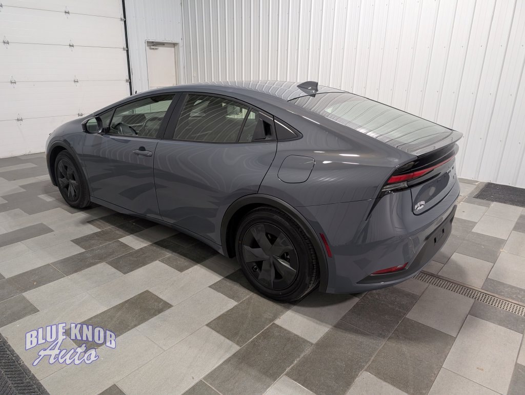 Used 2025 Toyota Prius LE Hatchback
