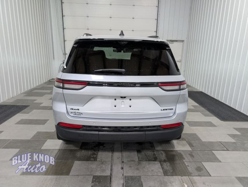 Used 2023 Jeep Grand Cherokee Limited SUV