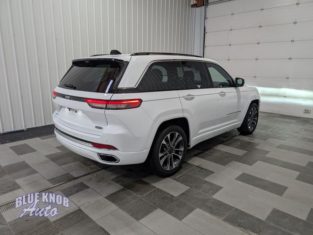 Used 2023 Jeep Grand Cherokee Overland SUV